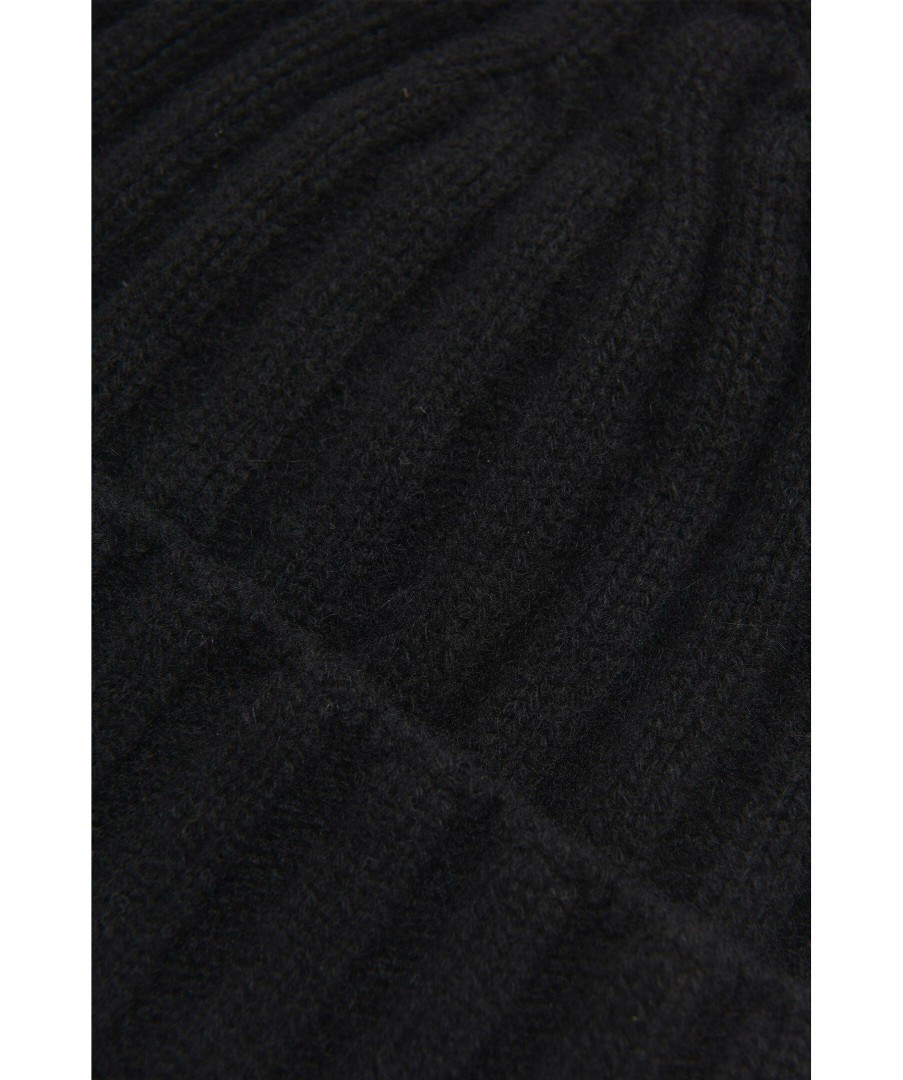 Man Oscar Jacobson Mossor | Knitted Hat