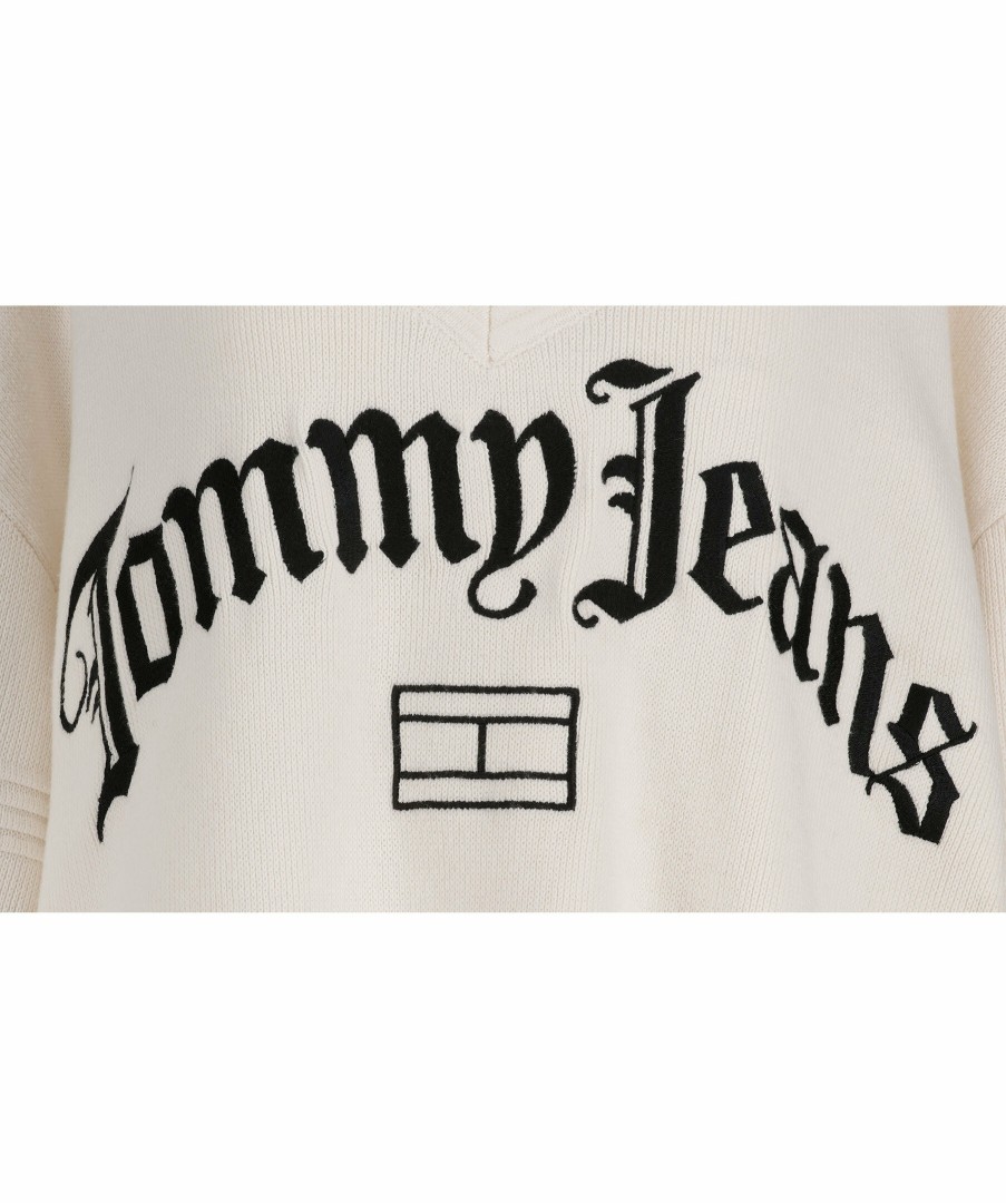 Kvinna Tommy Jeans Trojor & Hoodies | Tjw Oversized V-Neck Knit